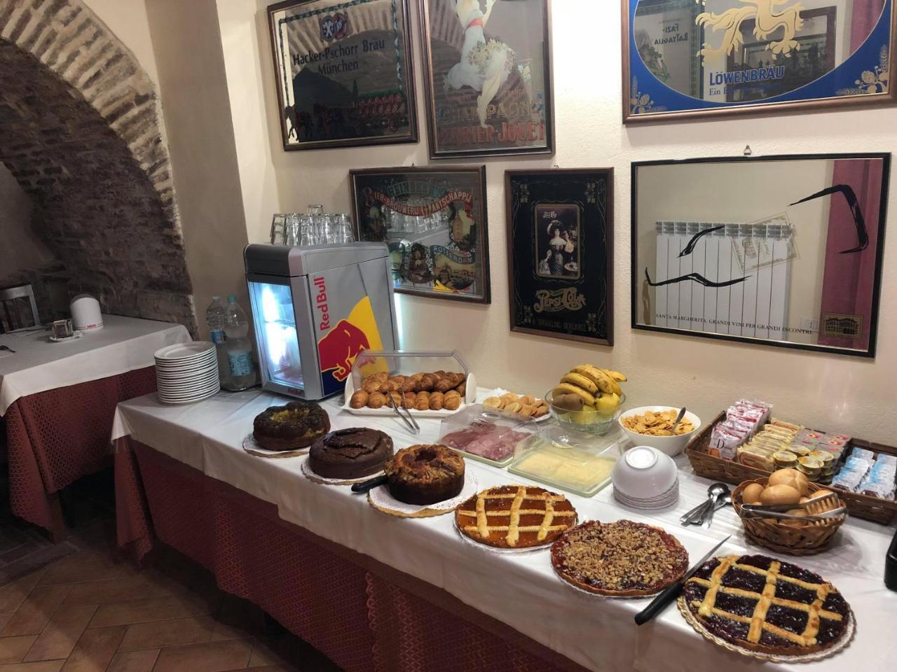 Hotel Fioriti 3*